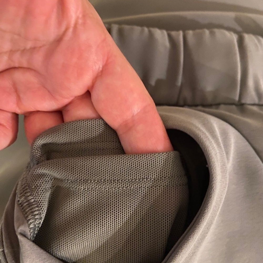 NWT Lululemon On The Fly Crop Woven - Picture 13 of 14